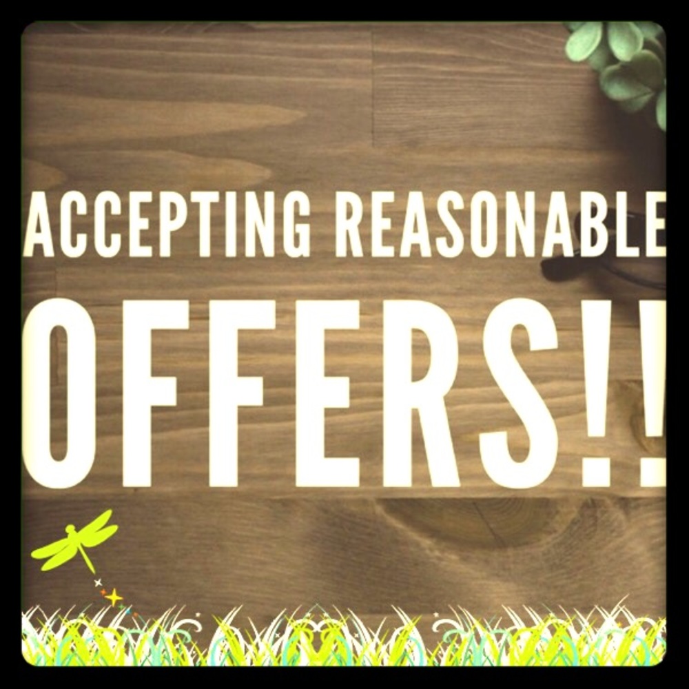 Shoes, sandals & accessories.